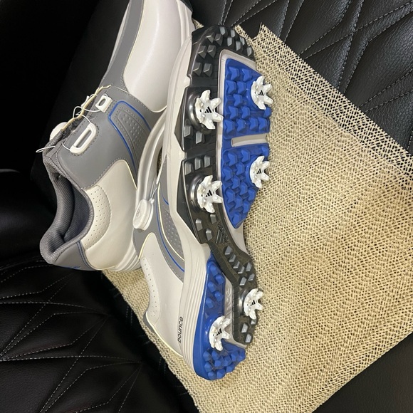 Adidas Golf Shoes Light and Dark Grey Modern Design - Picture 3 of 3